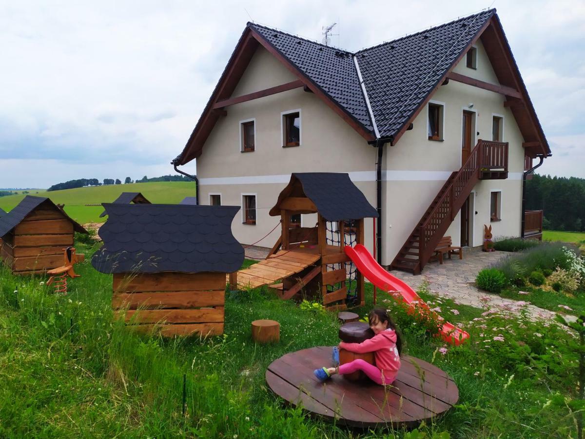 Apartmany Podhorama Vaclavov u Bruntalu Esterno foto